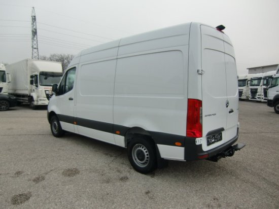Mercedes-Benz Sprinter 319 CDI Standard, el.Schiebetür ,Exportpreis ohne Nova - Товарен бус: снимка 4 Mercedes-Benz Sprinter 319 CDI Standard, el.Schiebetür ,Exportpreis ohne Nova - Товарен бус: снимка 4