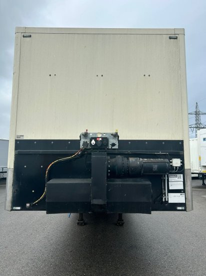 Pacton TRD 345, 3-Achs Rollboden, Kofferauflieger, Förderband, 2xLenkachse! - Затворена каросерия полуремарке: снимка 4 Pacton TRD 345, 3-Achs Rollboden, Kofferauflieger, Förderband, 2xLenkachse! - Затворена каросерия полуремарке: снимка 4