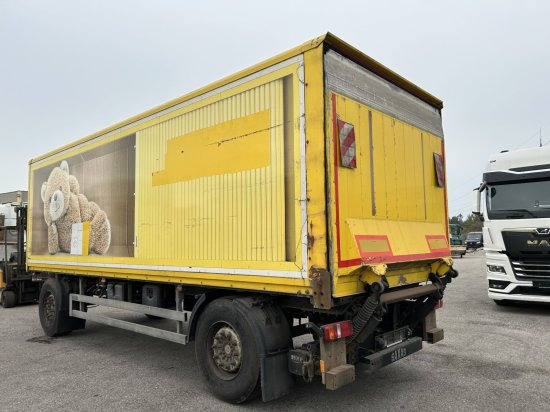 Saxas, Anhängewagen Kofferaufbau mit Hebebühne - Затворена каросерия ремарке: снимка 4 Saxas, Anhängewagen Kofferaufbau mit Hebebühne - Затворена каросерия ремарке: снимка 4
