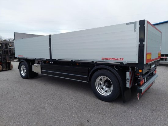 Schwarzmüller 2-Achs Jumbo-Baustoff-Plateauanhänger, BPW-Achsen, Alufelgen, - Бордово ремарке/ Платформа: снимка 2 Schwarzmüller 2-Achs Jumbo-Baustoff-Plateauanhänger, BPW-Achsen, Alufelgen, - Бордово ремарке/ Платформа: снимка 2
