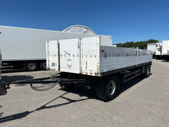 Schwarzmüller Jumbo Baustoffanhänger, BPW-Achsen - Бордово ремарке/ Платформа: снимка 1 Schwarzmüller Jumbo Baustoffanhänger, BPW-Achsen - Бордово ремарке/ Платформа: снимка 1