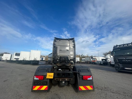 MAN TGX 18.510 4x2, XXL, Intarder, Euro 6 Schubbodenhydraulik New Model TG3 - Влекач: снимка 5 MAN TGX 18.510 4x2, XXL, Intarder, Euro 6 Schubbodenhydraulik New Model TG3 - Влекач: снимка 5