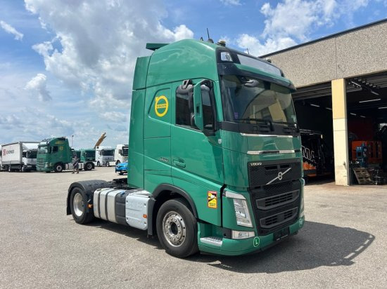 Volvo FH 13.500, XL Standklima, Retarder, Alufelgen - Влекач: снимка 4 Volvo FH 13.500, XL Standklima, Retarder, Alufelgen - Влекач: снимка 4