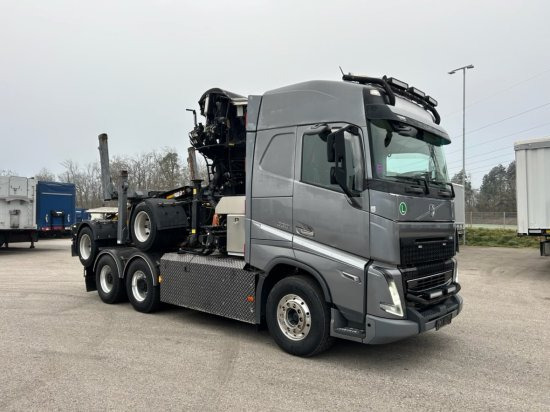 Volvo FH 16 650 6x4 Langholzzug + Doll M2K-9L Nachläufer mit Palfinger Epsilon S260C96, I-Shift, Retarder, - Камион за дърва, Камион с кран: снимка 3 Volvo FH 16 650 6x4 Langholzzug + Doll M2K-9L Nachläufer mit Palfinger Epsilon S260C96, I-Shift, Retarder, - Камион за дърва, Камион с кран: снимка 3