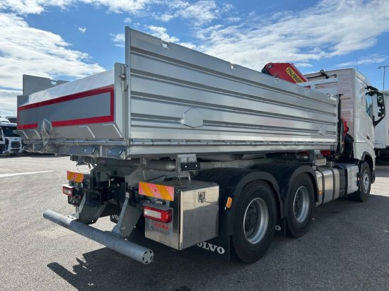 Volvo FH 500 3-Seiten Kipper mit Palfinger PK22002EH, Retarder - Самосвал камион: снимка 4 Volvo FH 500 3-Seiten Kipper mit Palfinger PK22002EH, Retarder - Самосвал камион: снимка 4