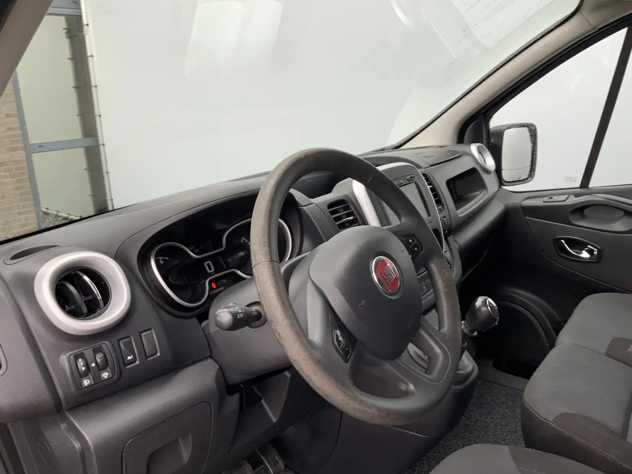 Fiat Talento 1.6 MJ EcoJet L2H1 Airco Cruise 3 Zits Navi Trekha - Товарен бус: снимка 5 Fiat Talento 1.6 MJ EcoJet L2H1 Airco Cruise 3 Zits Navi Trekha - Товарен бус: снимка 5