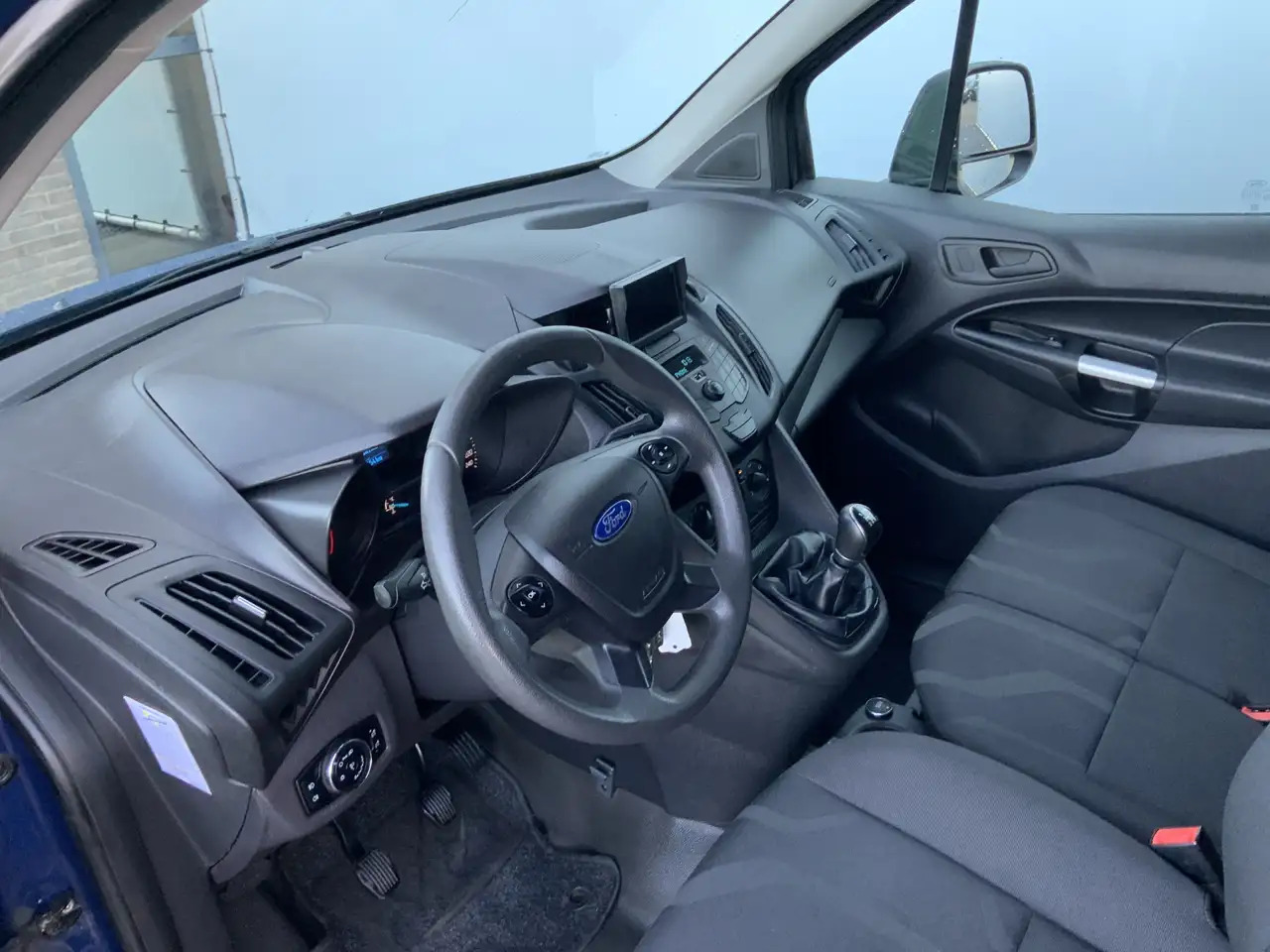 Ford Transit Connect 1.5 TDCI L1 Trend Airco Cruise Trekhaak 1200 kg Ca - Малък ван: снимка 5 Ford Transit Connect 1.5 TDCI L1 Trend Airco Cruise Trekhaak 1200 kg Ca - Малък ван: снимка 5