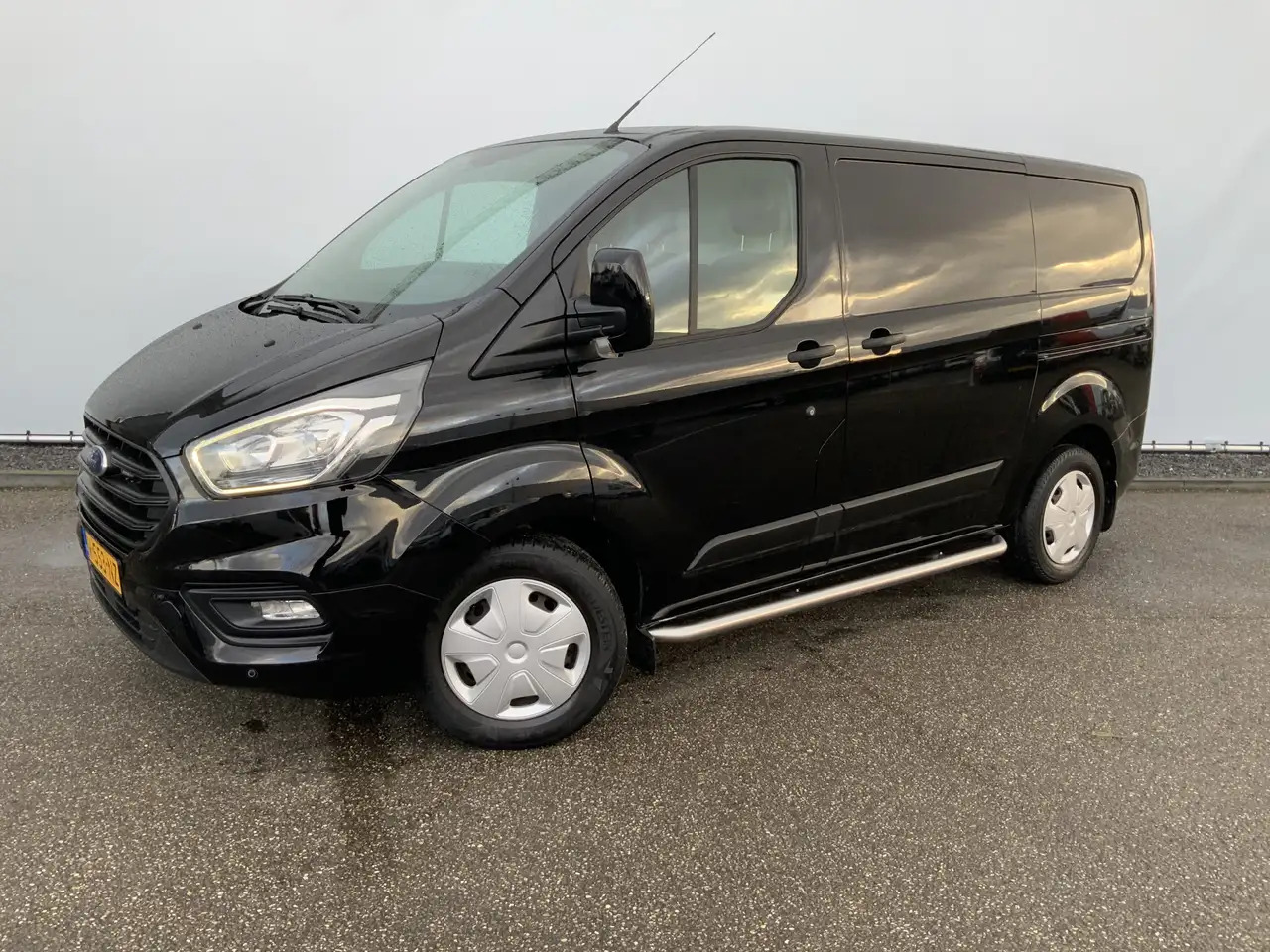 Ford Transit Custom 280 2.0 TDCI L1H1 Automaat Dub Schuifdeur Side Bar - Товарен бус: снимка 1 Ford Transit Custom 280 2.0 TDCI L1H1 Automaat Dub Schuifdeur Side Bar - Товарен бус: снимка 1