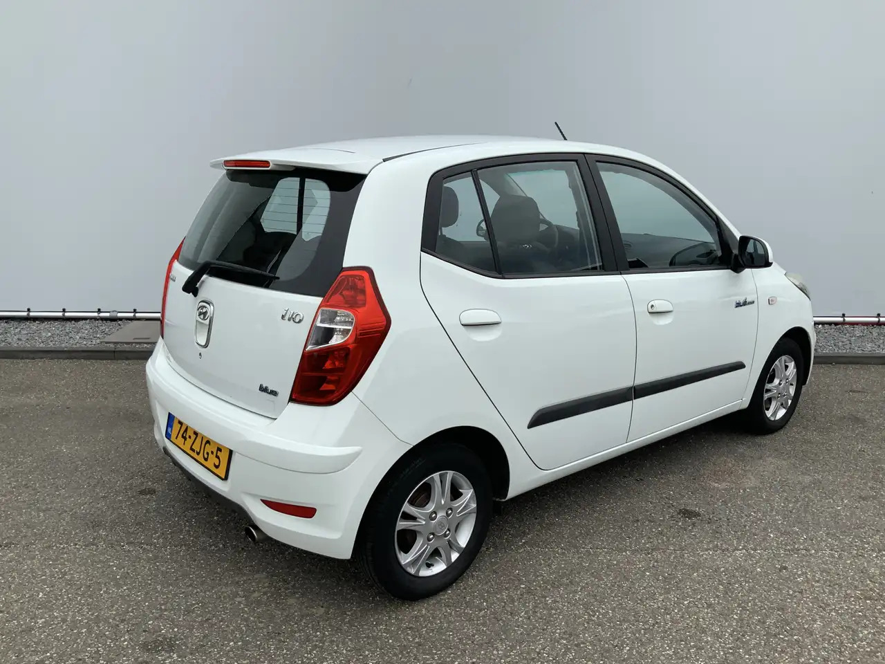 Hyundai i10 1.0 Pro 54083 KM! Airco, Lichtmetalen Wielen! - Хечбек: снимка 5 Hyundai i10 1.0 Pro 54083 KM! Airco, Lichtmetalen Wielen! - Хечбек: снимка 5