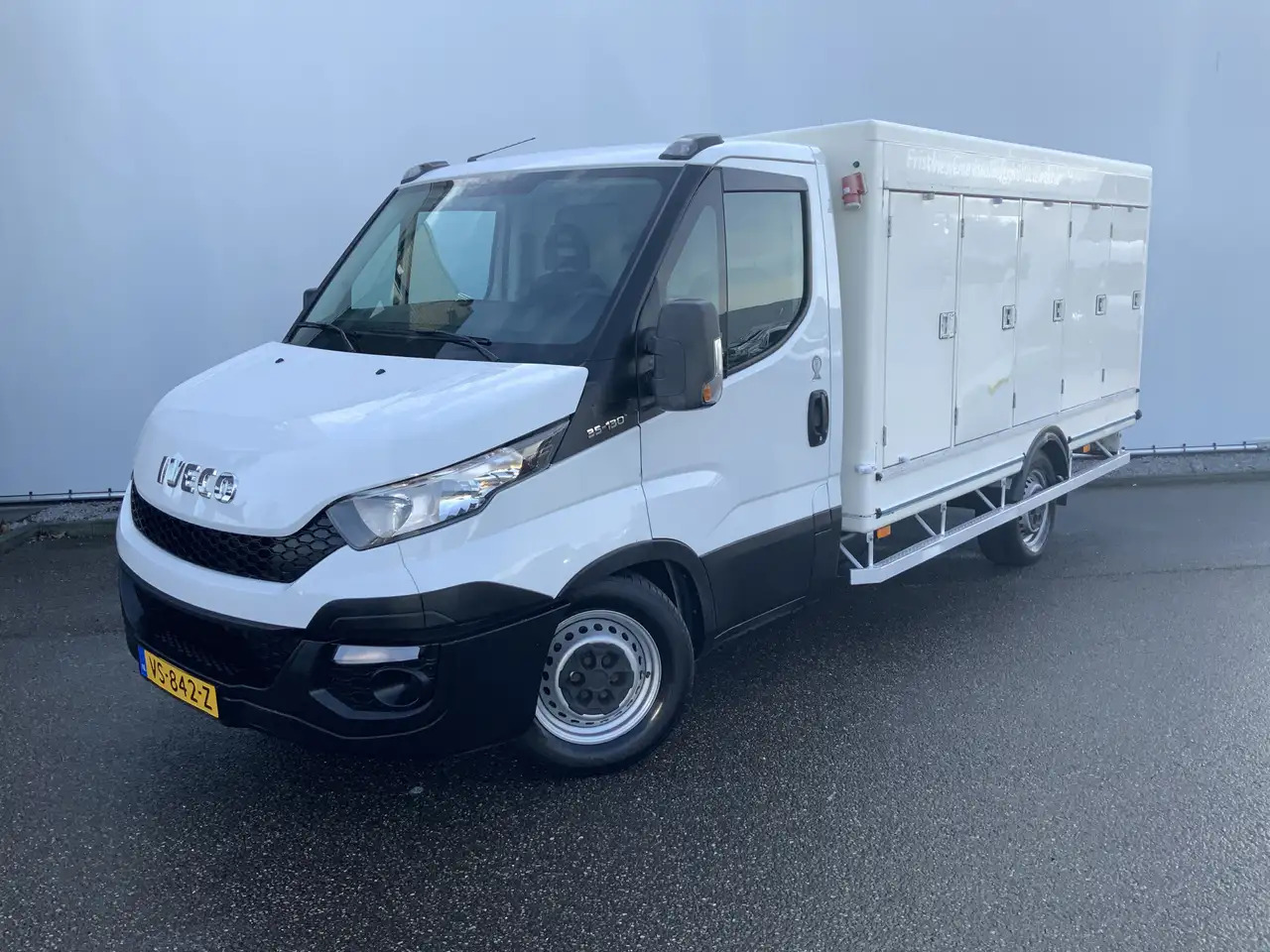 Iveco Daily 35S13 2.3 345 IJswagen -0.40 gr 10 deuren Euro 5 B - Хладилен бус: снимка 1 Iveco Daily 35S13 2.3 345 IJswagen -0.40 gr 10 deuren Euro 5 B - Хладилен бус: снимка 1