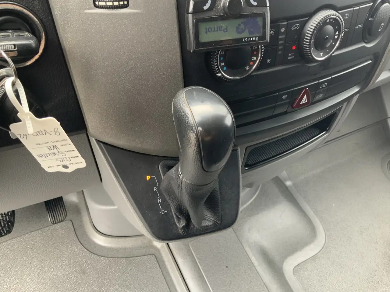 Mercedes-Benz 311 2.2 CDI 325 HDSprinter L2H1 Automaat 3 Zits Ai - Товарен бус: снимка 5 Mercedes-Benz 311 2.2 CDI 325 HDSprinter L2H1 Automaat 3 Zits Ai - Товарен бус: снимка 5