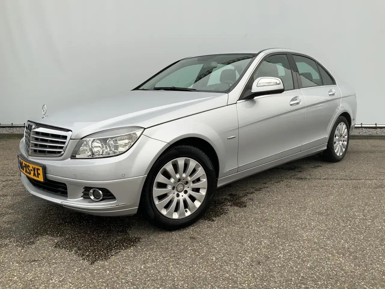 Mercedes-Benz C 200 K Elegance UNIEK ! Airco Compressor Alu Velg Euro - Седан: снимка 1 Mercedes-Benz C 200 K Elegance UNIEK ! Airco Compressor Alu Velg Euro - Седан: снимка 1
