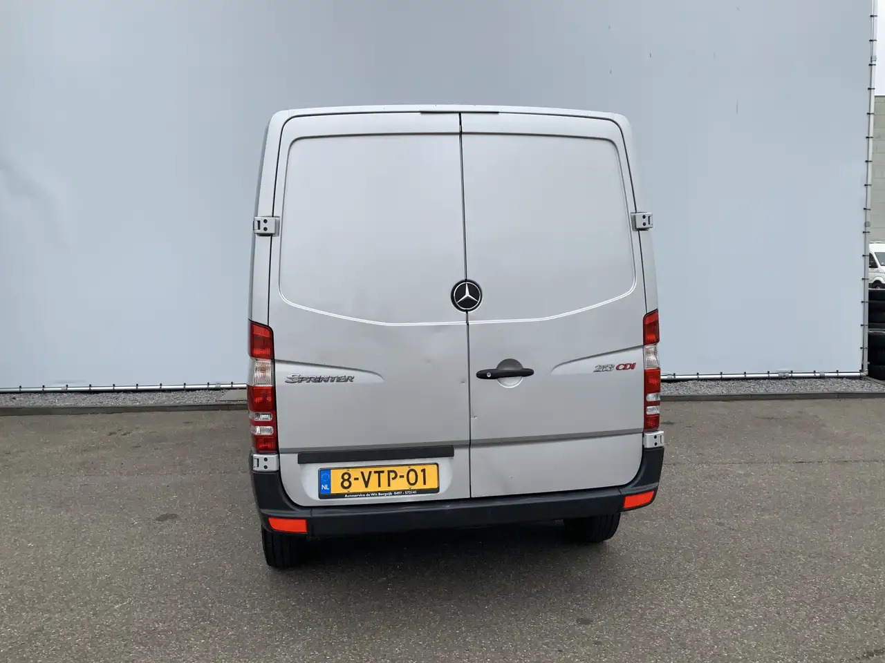 Mercedes-Benz Sprinter 213 2.2 CDI 325 L1H1 Airco Cruise Euro 4 - Товарен бус: снимка 2 Mercedes-Benz Sprinter 213 2.2 CDI 325 L1H1 Airco Cruise Euro 4 - Товарен бус: снимка 2