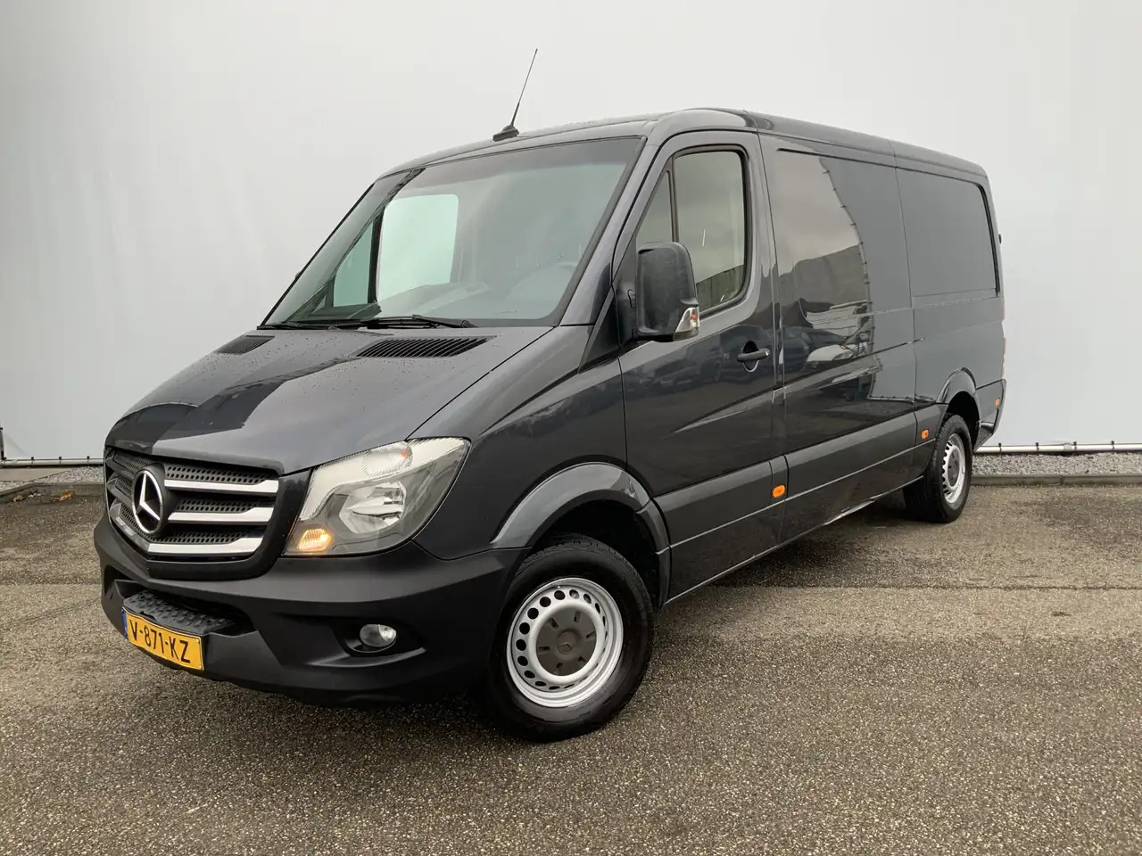 Mercedes-Benz Sprinter 311 2.2 CDI 366 L2H1 Airco 3 Zits Opstap& Trekhaak - Товарен бус: снимка 1 Mercedes-Benz Sprinter 311 2.2 CDI 366 L2H1 Airco 3 Zits Opstap& Trekhaak - Товарен бус: снимка 1