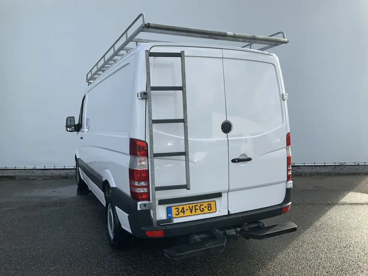Mercedes-Benz Sprinter 311 2.2 CDI 366 L2H1 Automaat 3 Zits Trekaak 2800k - Товарен бус: снимка 2 Mercedes-Benz Sprinter 311 2.2 CDI 366 L2H1 Automaat 3 Zits Trekaak 2800k - Товарен бус: снимка 2