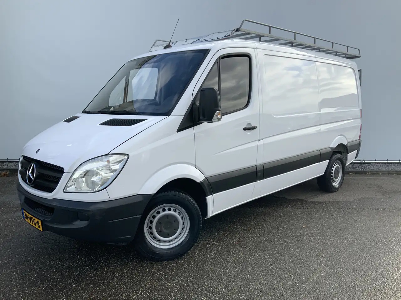 Mercedes-Benz Sprinter 311 2.2 CDI 366 L2H1 Automaat 3 Zits Trekaak 2800k - Товарен бус: снимка 1 Mercedes-Benz Sprinter 311 2.2 CDI 366 L2H1 Automaat 3 Zits Trekaak 2800k - Товарен бус: снимка 1