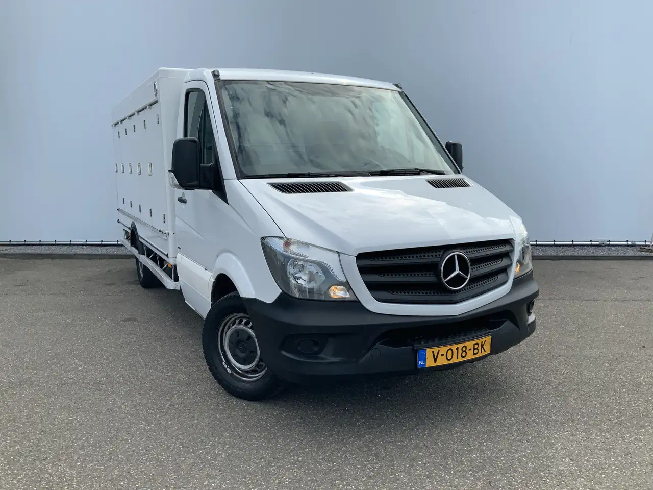 Лизинг на Mercedes-Benz Sprinter 311 2.2 CDI 366 ijsAuto - 40 C. Deuren 10 Euro 6 Mercedes-Benz Sprinter 311 2.2 CDI 366 ijsAuto - 40 C. Deuren 10 Euro 6: снимка 10