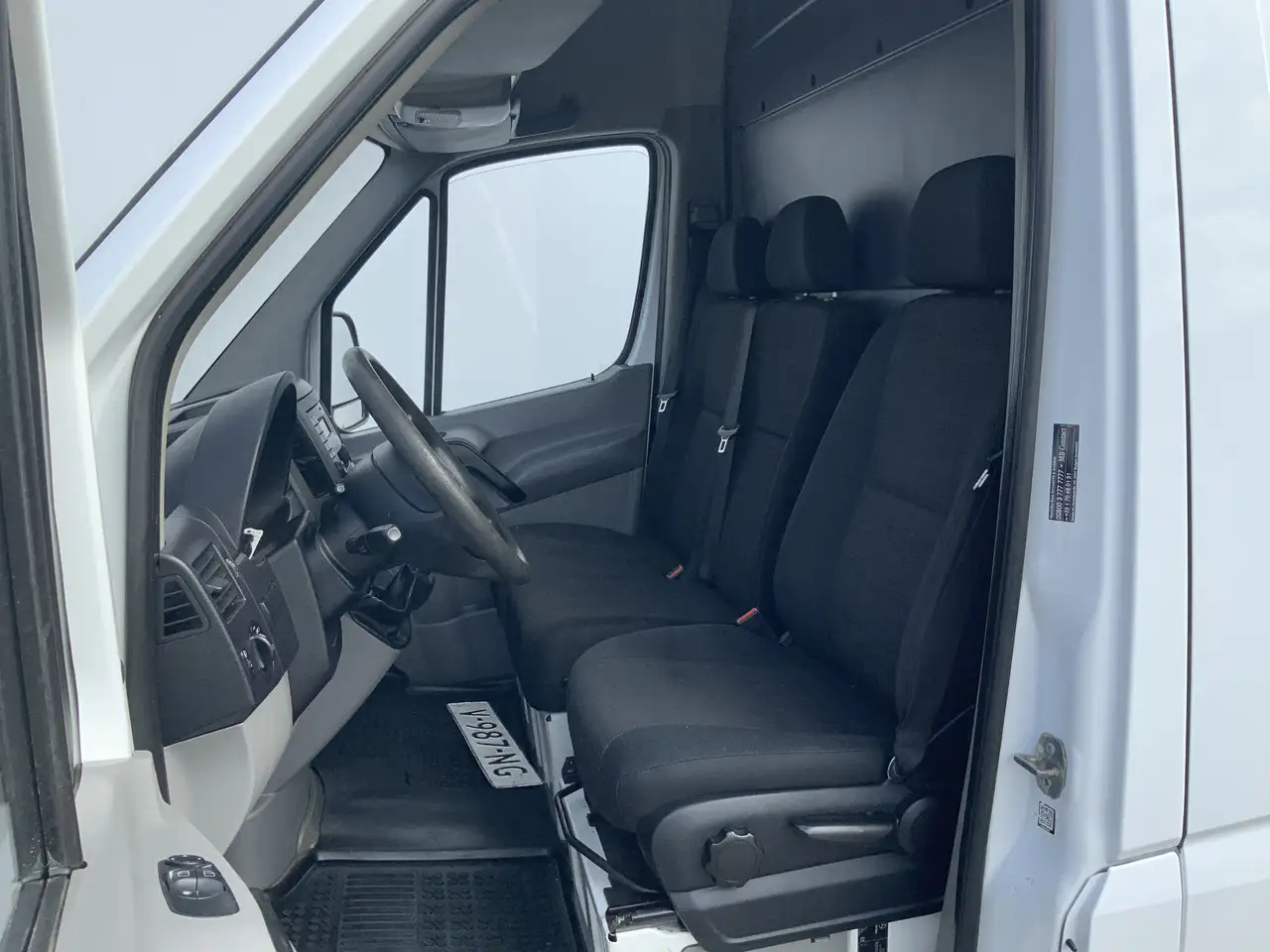 Mercedes-Benz Sprinter 313 2.2 CDI 325 L1 H2 Airco Cruise 3 Zits Trekhaak - Товарен бус: снимка 4 Mercedes-Benz Sprinter 313 2.2 CDI 325 L1 H2 Airco Cruise 3 Zits Trekhaak - Товарен бус: снимка 4