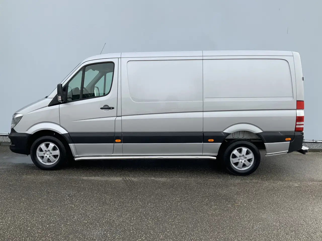Mercedes-Benz Sprinter 313 2.2 CDI 366 HDAirco Alu Velg Side Bar Trekhaak - Товарен бус: снимка 3 Mercedes-Benz Sprinter 313 2.2 CDI 366 HDAirco Alu Velg Side Bar Trekhaak - Товарен бус: снимка 3