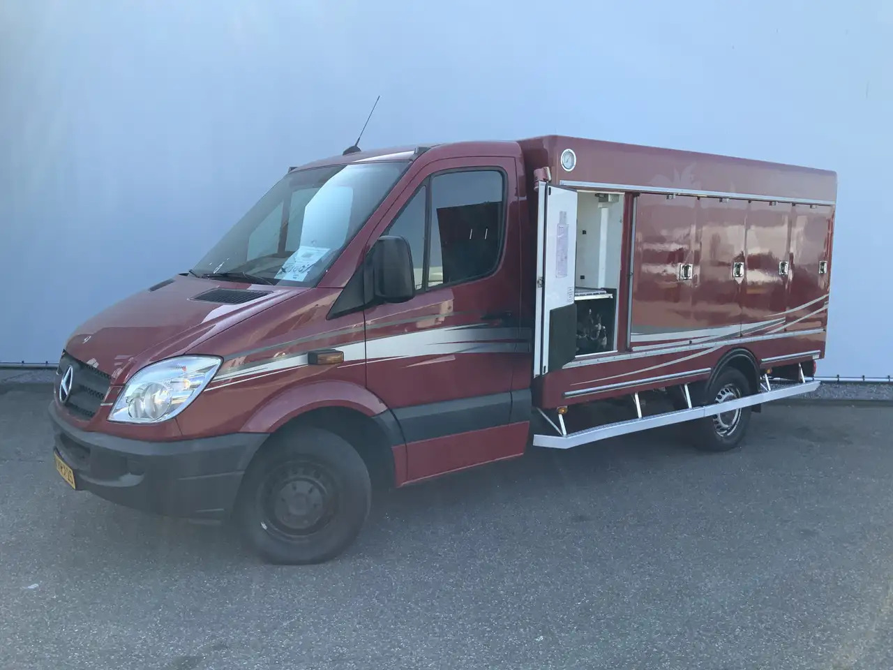 Mercedes-Benz Sprinter 313 2.2 CDI 366 Vries Auto _40gr, 10 Deuren mat bi - Хладилен бус: снимка 2 Mercedes-Benz Sprinter 313 2.2 CDI 366 Vries Auto _40gr, 10 Deuren mat bi - Хладилен бус: снимка 2