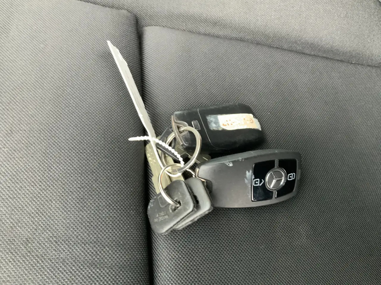 Mercedes-Benz Sprinter 314 2.2 CDI L2H1 EURO VI-D Airco Camera 3 Zits Ext - Товарен бус: снимка 5 Mercedes-Benz Sprinter 314 2.2 CDI L2H1 EURO VI-D Airco Camera 3 Zits Ext - Товарен бус: снимка 5