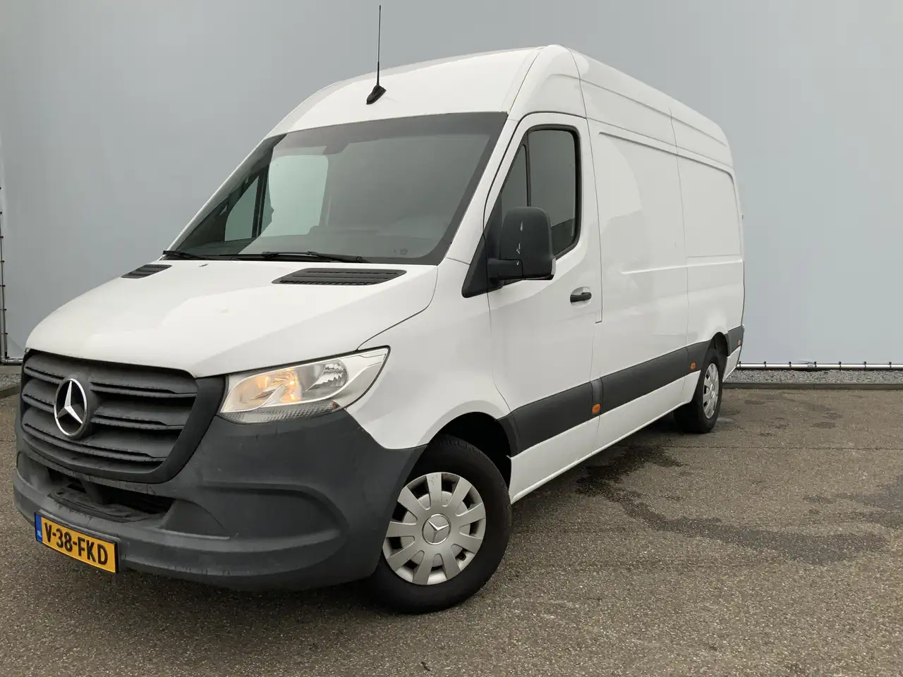 Mercedes-Benz Sprinter 314 2.2 CDI L2H1 EURO VI-D Airco Camera 3 Zits Ext - Товарен бус: снимка 1 Mercedes-Benz Sprinter 314 2.2 CDI L2H1 EURO VI-D Airco Camera 3 Zits Ext - Товарен бус: снимка 1