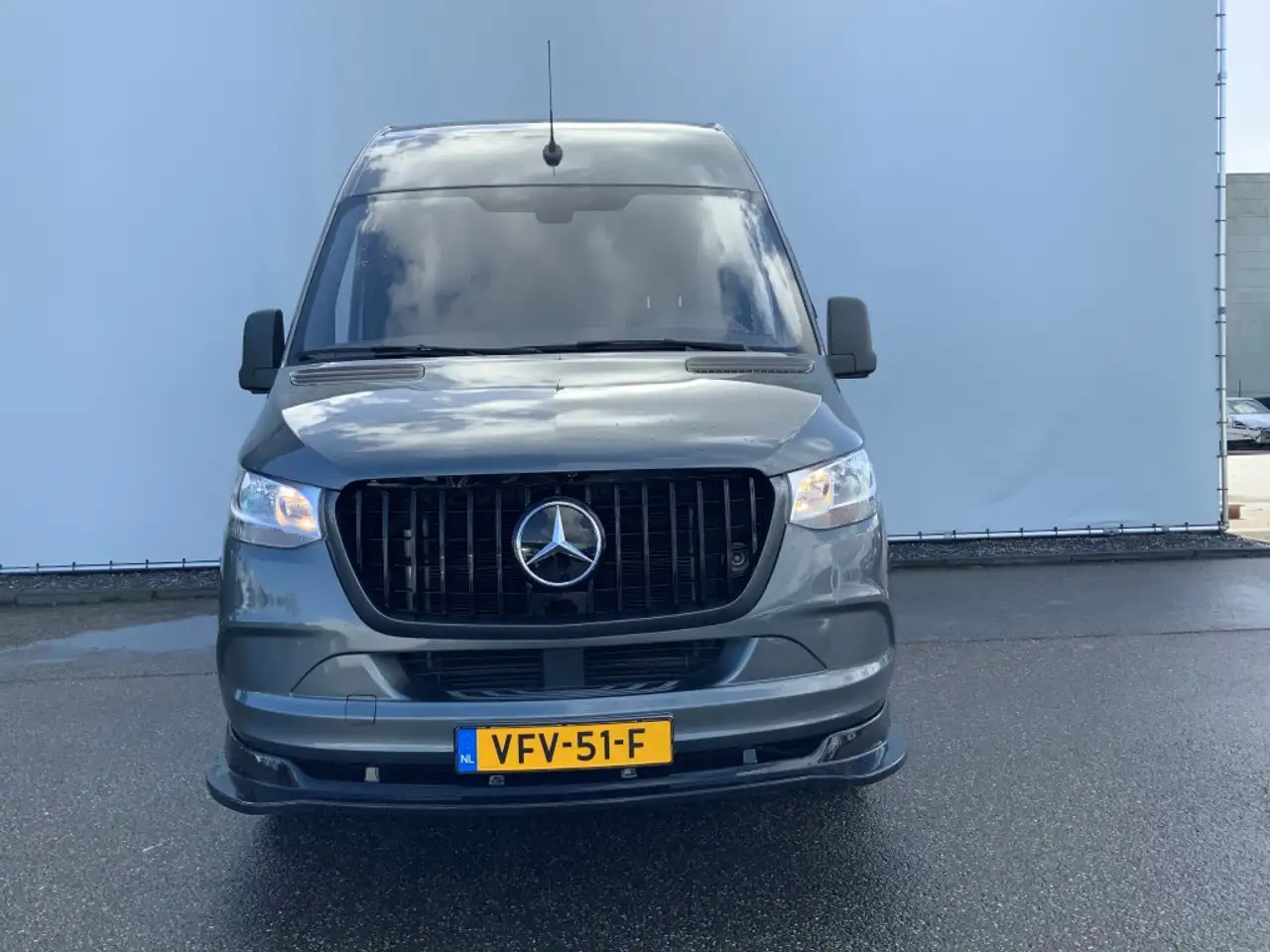 Mercedes-Benz Sprinter 319 3.0 CDI Autom.L2H2 Airco Cruise 3 Zits MBux 10 - Товарен бус: снимка 2 Mercedes-Benz Sprinter 319 3.0 CDI Autom.L2H2 Airco Cruise 3 Zits MBux 10 - Товарен бус: снимка 2