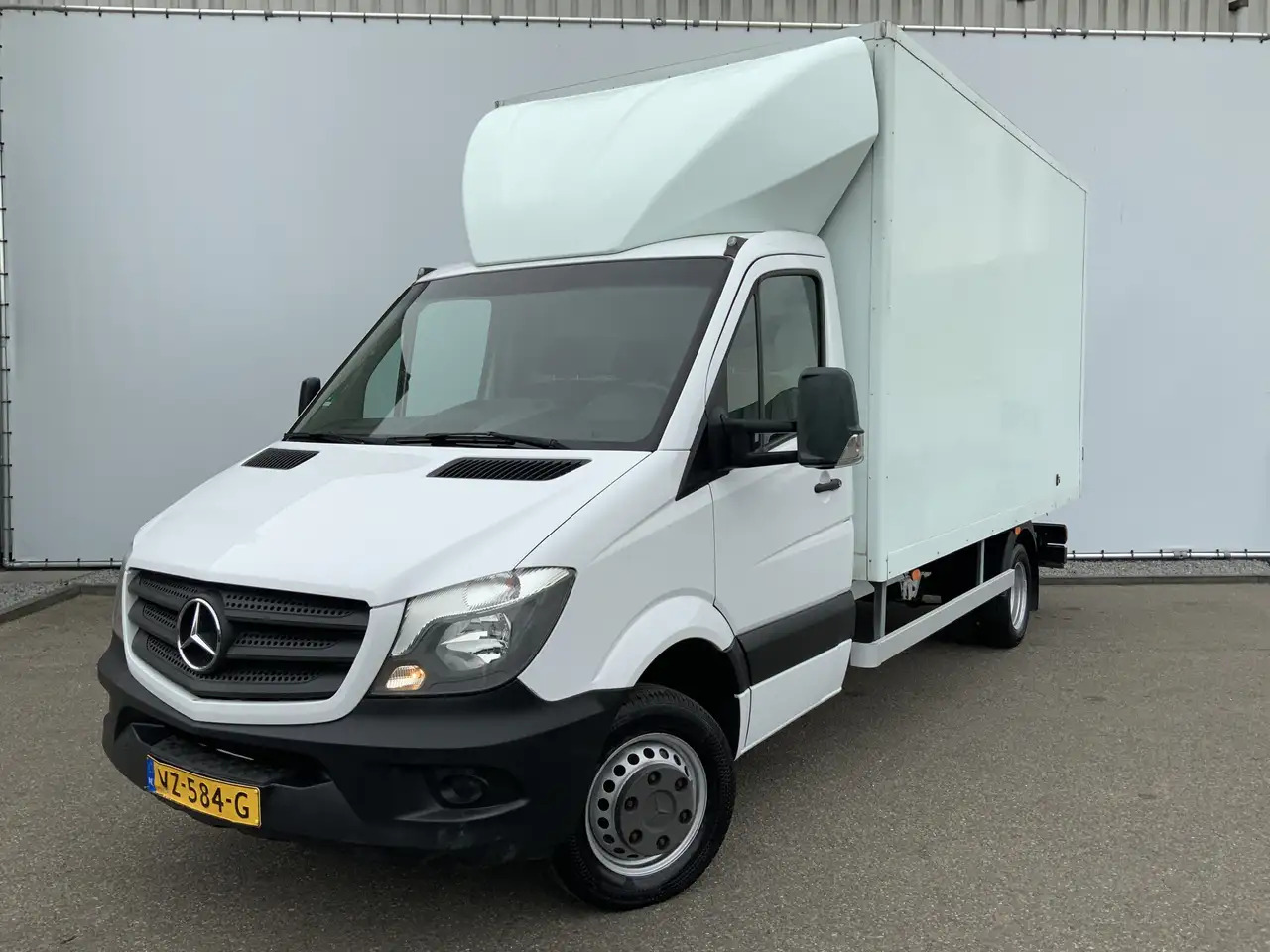 Mercedes-Benz Sprinter 516 2.2 CDI 432 Meubelbak&Deuren &Trap Airco 3 Zit - Лекотоварен автомобил фургон: снимка 1 Mercedes-Benz Sprinter 516 2.2 CDI 432 Meubelbak&Deuren &Trap Airco 3 Zit - Лекотоварен автомобил фургон: снимка 1