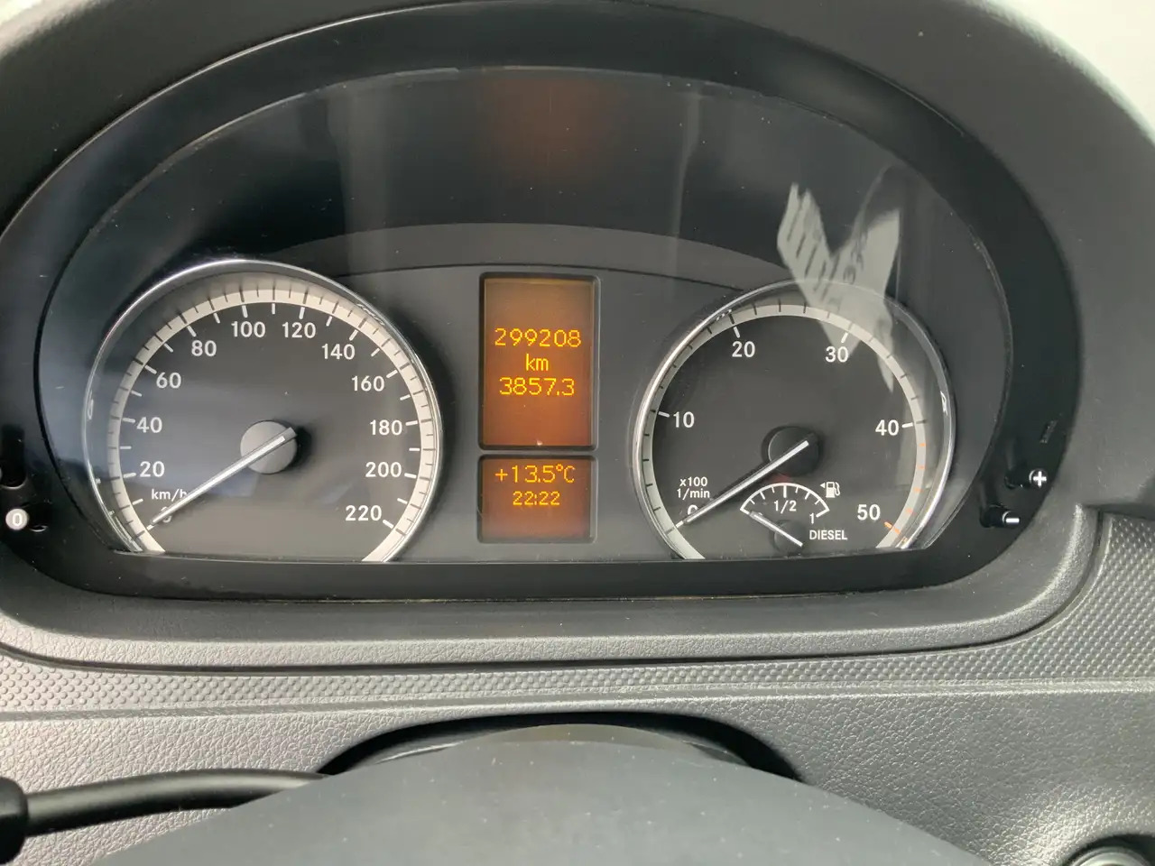 Mercedes-Benz Vito 110 CDI 320 Lang Airco Cruise Trekhaak 2000 kg Eur - Товарен бус: снимка 4 Mercedes-Benz Vito 110 CDI 320 Lang Airco Cruise Trekhaak 2000 kg Eur - Товарен бус: снимка 4