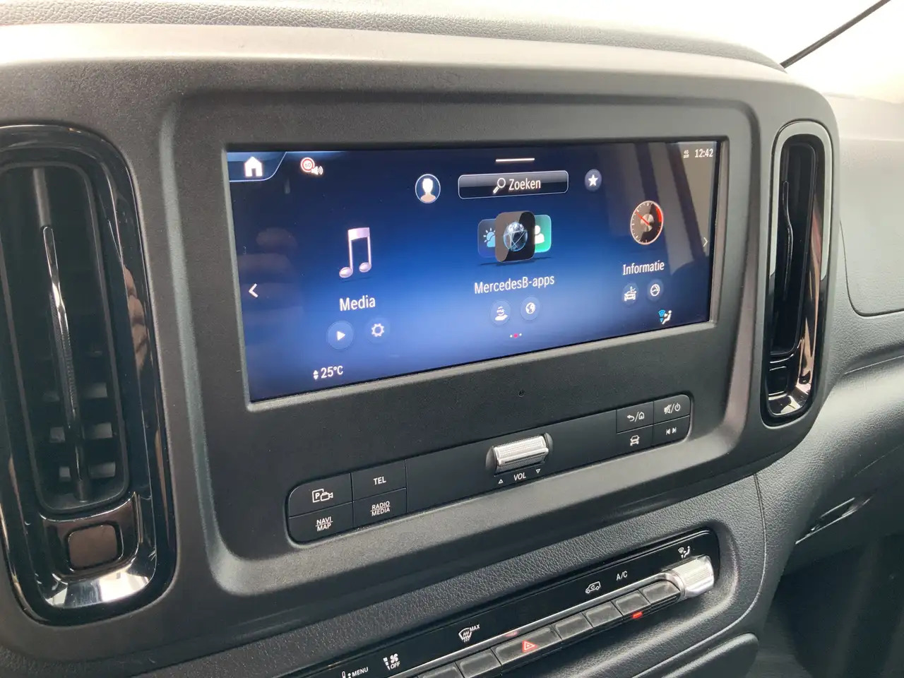 Товарен бус Mercedes-Benz Vito 116 CDI L3 Pro Maxi Automaat 3 Zits Airco Cruise M: снимка 16 Товарен бус Mercedes-Benz Vito 116 CDI L3 Pro Maxi Automaat 3 Zits Airco Cruise M: снимка 16