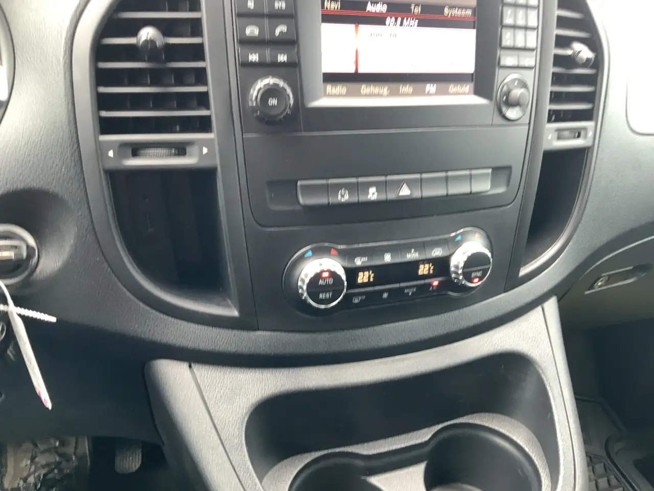 Mercedes-Benz Vito 116 CDI Lang Automaat Airco Cruise Camera Trekhaak - Малък ван: снимка 5 Mercedes-Benz Vito 116 CDI Lang Automaat Airco Cruise Camera Trekhaak - Малък ван: снимка 5