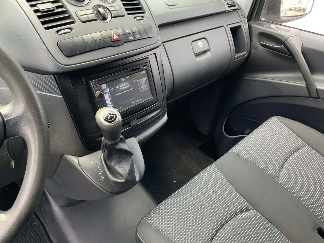 Mercedes-Benz Vito 122 CDI Automaat Koel Auto werkt 100 % 0.gr Airco - Хладилен бус: снимка 5 Mercedes-Benz Vito 122 CDI Automaat Koel Auto werkt 100 % 0.gr Airco - Хладилен бус: снимка 5
