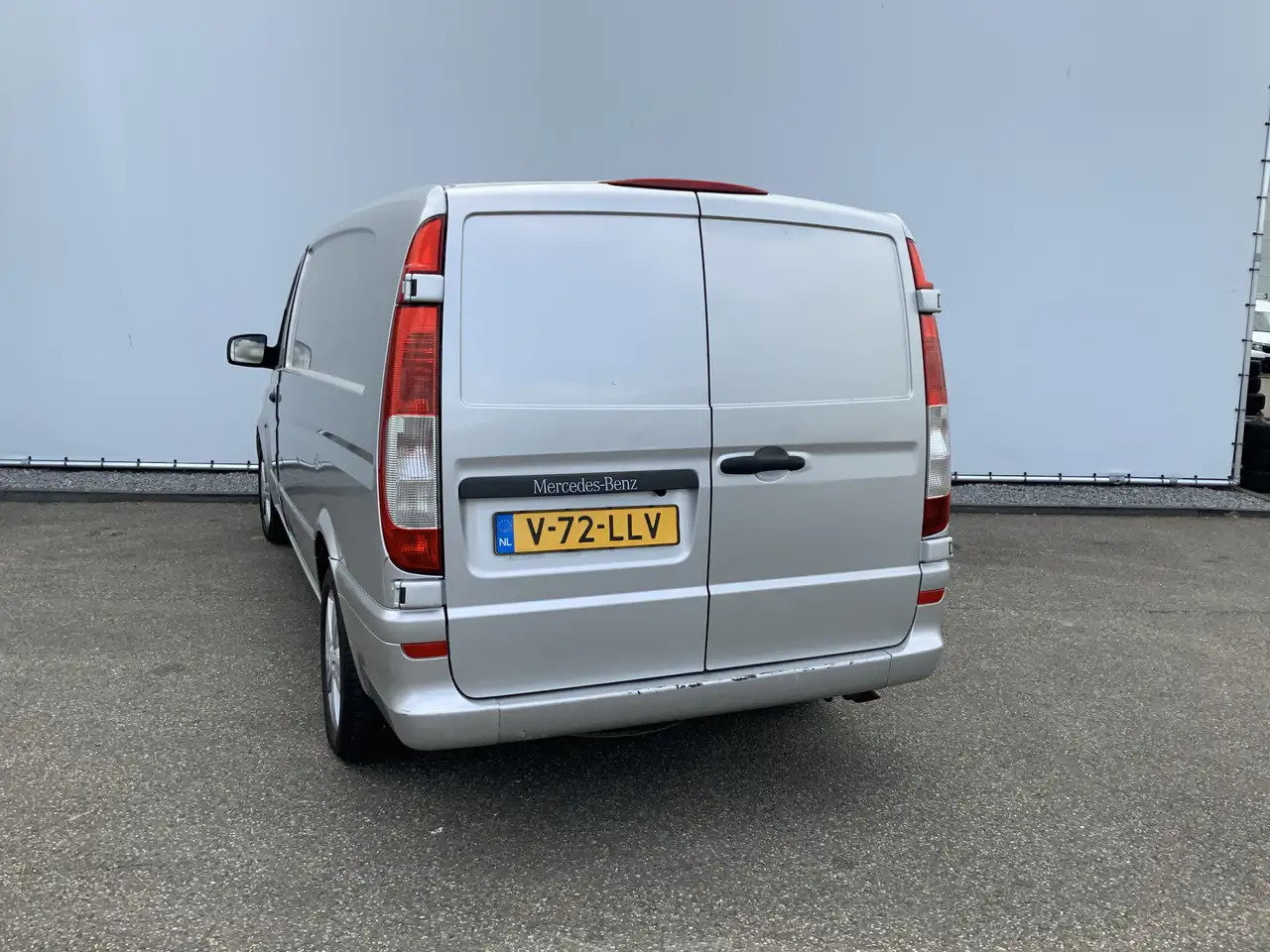 Mercedes-Benz Vito 122 CDI Automaat Koel Auto werkt 100 % 0.gr Airco - Хладилен бус: снимка 2 Mercedes-Benz Vito 122 CDI Automaat Koel Auto werkt 100 % 0.gr Airco - Хладилен бус: снимка 2