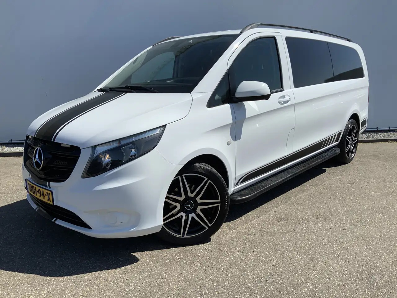 Mercedes-Benz Vito Tourer XL 114 CDI Autom. Airco Cruise Camera Alu V - Товарен бус: снимка 1 Mercedes-Benz Vito Tourer XL 114 CDI Autom. Airco Cruise Camera Alu V - Товарен бус: снимка 1