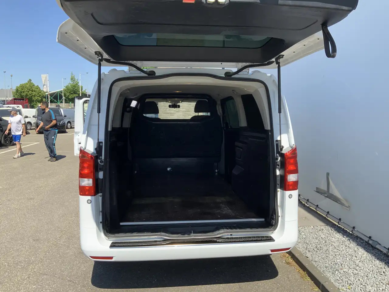 Товарен бус Mercedes-Benz Vito Tourer XL 114 CDI Autom. Airco Cruise Camera Alu V: снимка 13