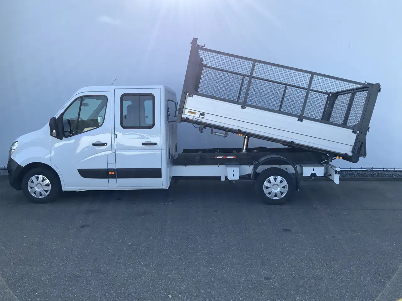 Nissan NV400 2.3 dCi L3H1 Dub Cab 3 Zijde Kipper Airco Bakmaat - Бус самосвал, Бус с двойна кабина: снимка 3 Nissan NV400 2.3 dCi L3H1 Dub Cab 3 Zijde Kipper Airco Bakmaat - Бус самосвал, Бус с двойна кабина: снимка 3