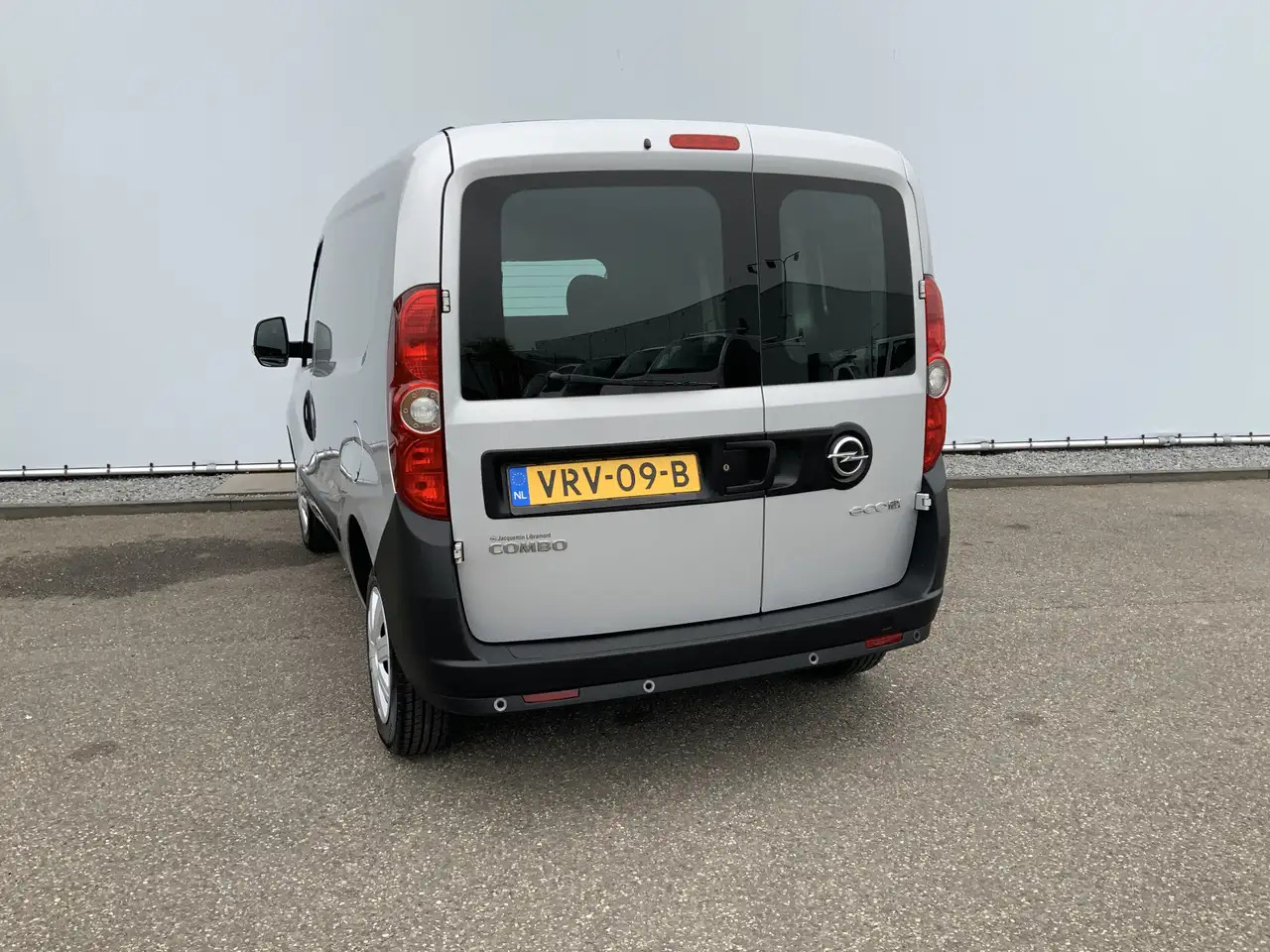 Opel Combo 1.3 CDTi L1H1 Edition Airco Euro 6 - Малък ван: снимка 2 Opel Combo 1.3 CDTi L1H1 Edition Airco Euro 6 - Малък ван: снимка 2