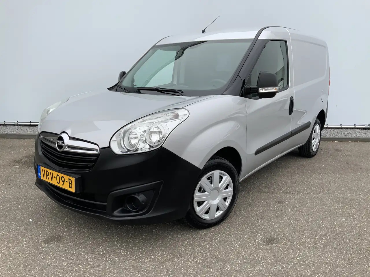 Opel Combo 1.3 CDTi L1H1 Edition Airco Euro 6 - Малък ван: снимка 1 Opel Combo 1.3 CDTi L1H1 Edition Airco Euro 6 - Малък ван: снимка 1