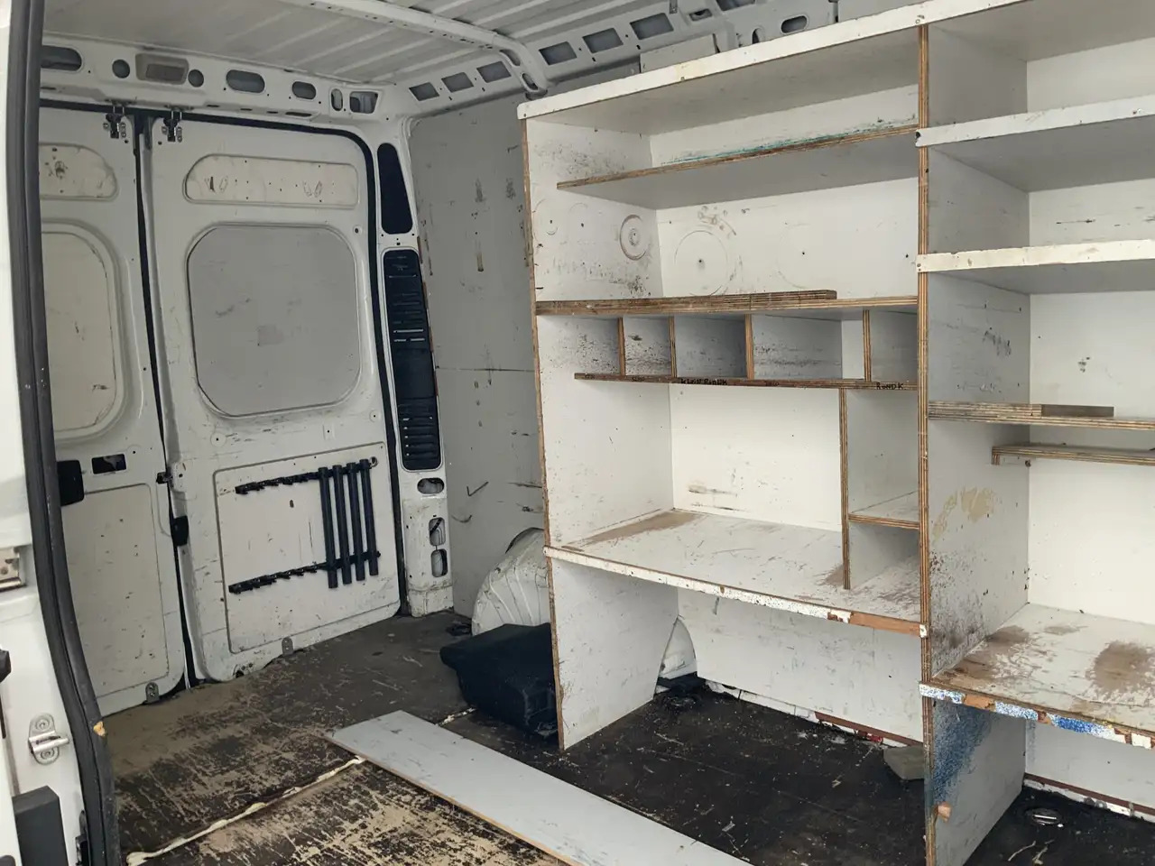 Peugeot Boxer 330 2.2 HDI L2H2 Première Airco Cruise Camera side - Товарен бус: снимка 5 Peugeot Boxer 330 2.2 HDI L2H2 Première Airco Cruise Camera side - Товарен бус: снимка 5