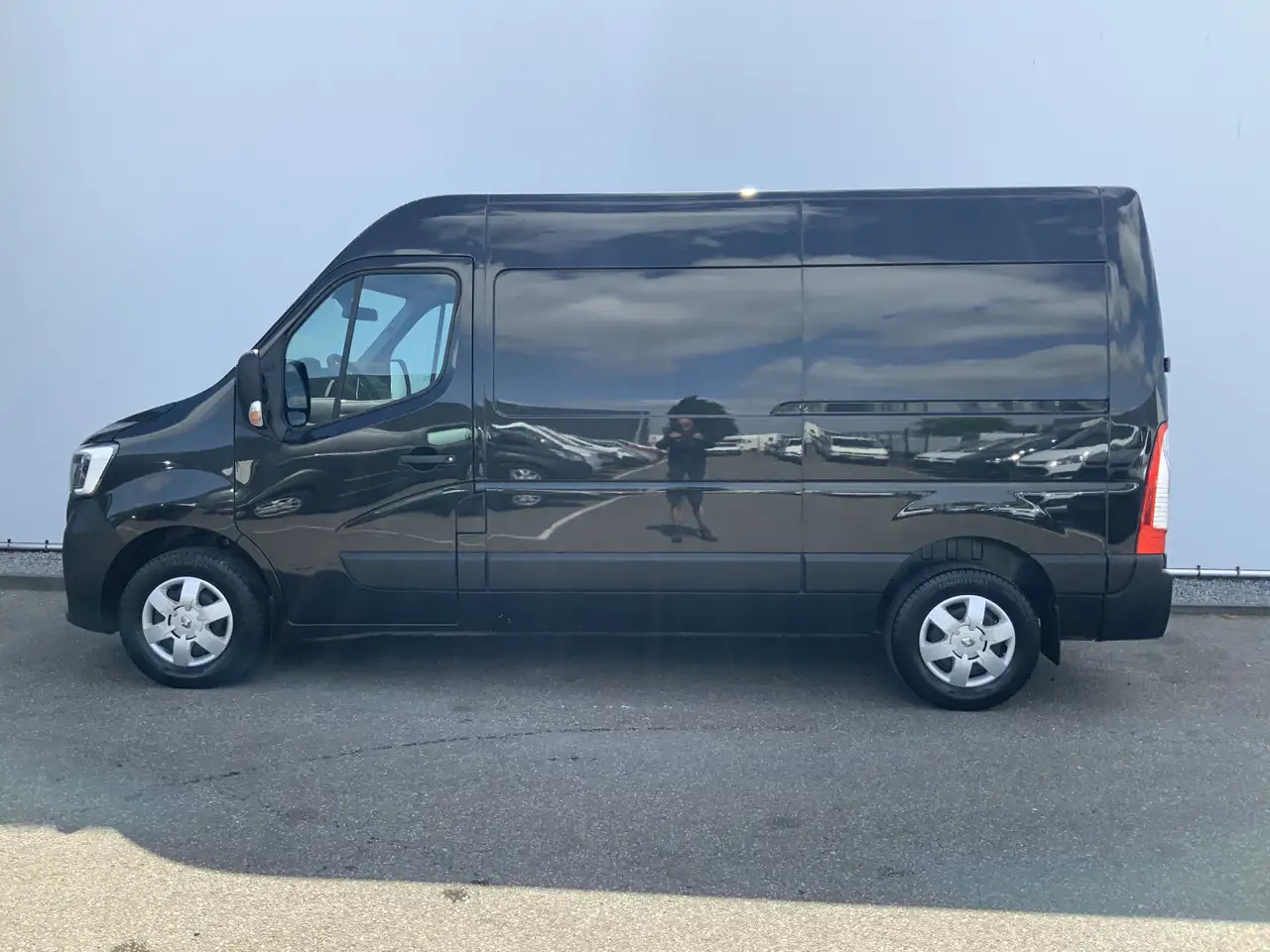 Renault Master T35 2.3 dCi 135 L2H2 Airco Cruise 3 Zits Camera Eu - Товарен бус: снимка 3 Renault Master T35 2.3 dCi 135 L2H2 Airco Cruise 3 Zits Camera Eu - Товарен бус: снимка 3
