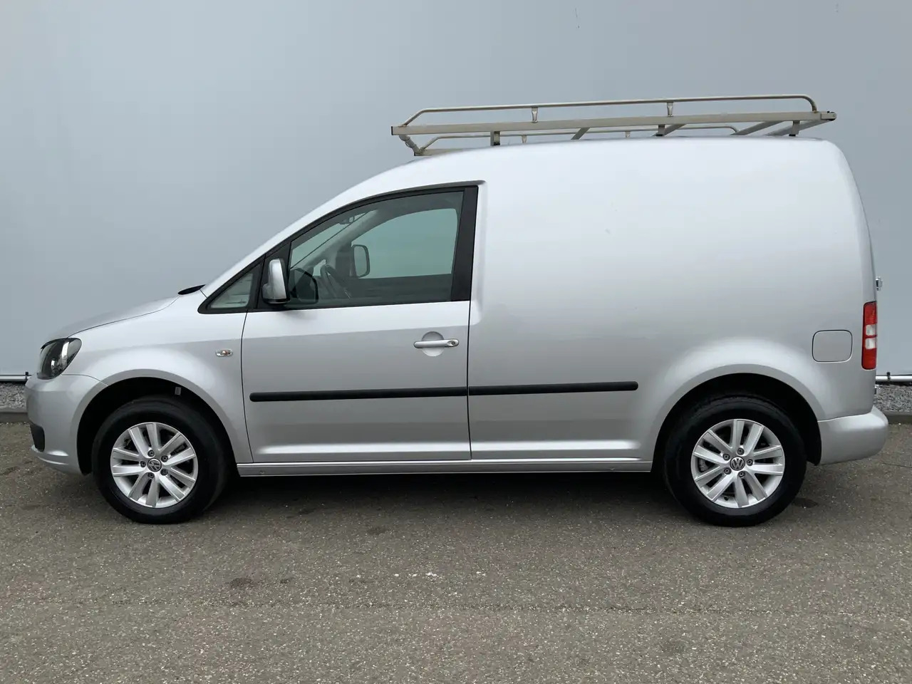 Volkswagen Caddy 1.6 TDI Airco Imperiaal Trekhaak 1400 kg navi Crui - Малък ван: снимка 3 Volkswagen Caddy 1.6 TDI Airco Imperiaal Trekhaak 1400 kg navi Crui - Малък ван: снимка 3
