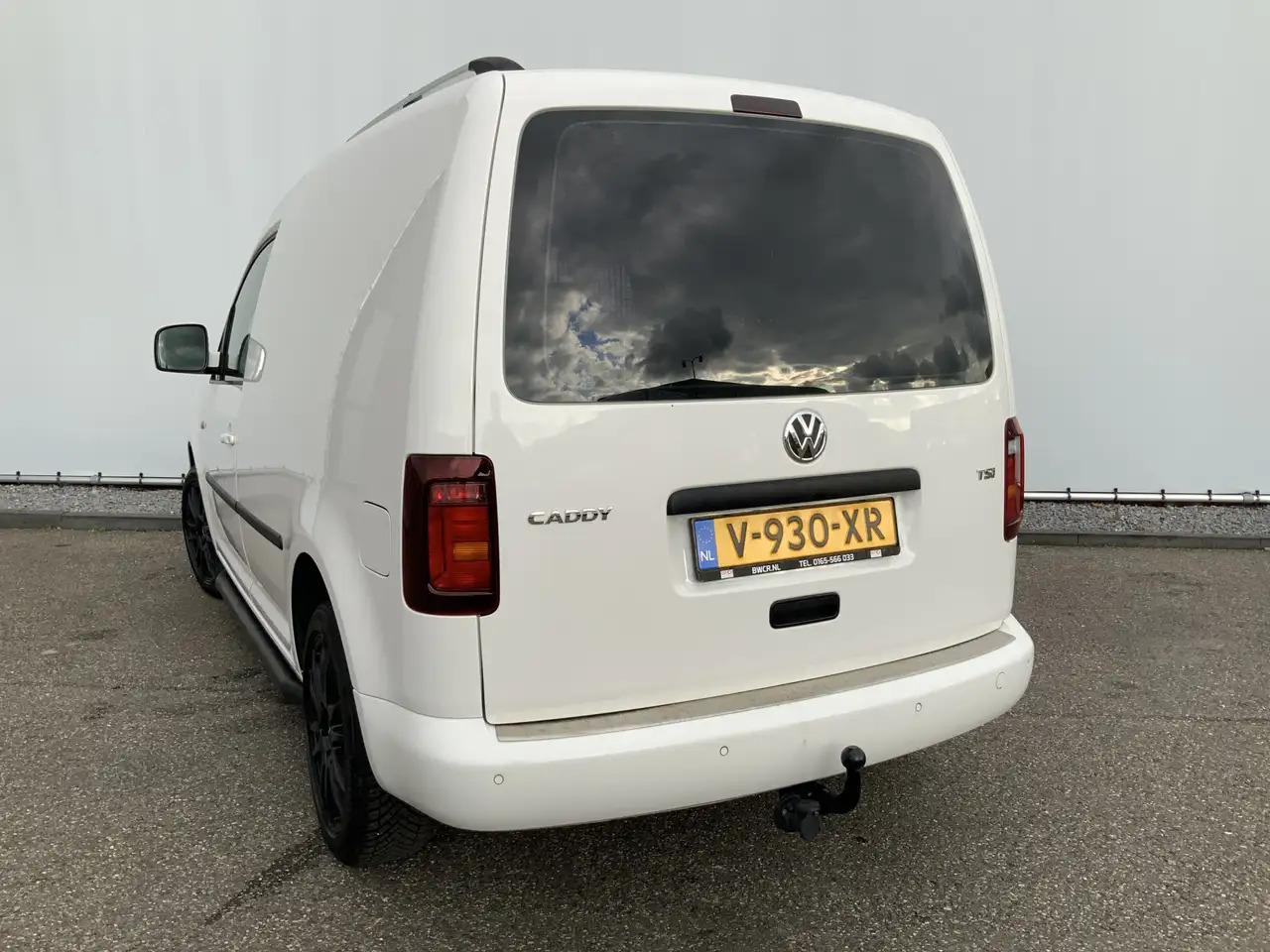 Volkswagen Caddy BENZINE !!! 1.2 TSI Airco Side Bar Alu Velg Trekha - Малък ван: снимка 2 Volkswagen Caddy BENZINE !!! 1.2 TSI Airco Side Bar Alu Velg Trekha - Малък ван: снимка 2