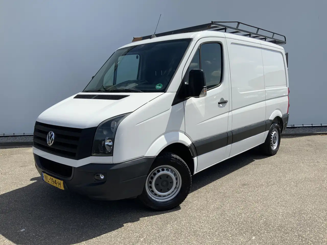 Volkswagen Crafter 35 2.0 TDI L1H1 Airco Cruise 3 Zits Trekhaak 2000 - Товарен бус: снимка 1 Volkswagen Crafter 35 2.0 TDI L1H1 Airco Cruise 3 Zits Trekhaak 2000 - Товарен бус: снимка 1
