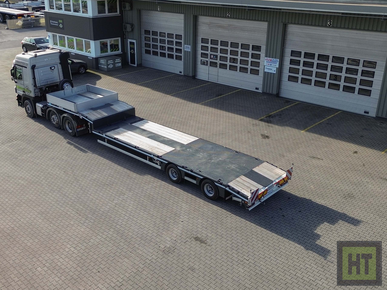 Faymonville MAX Trailer 2-Achs-Tele-Semi-Sattelauflieger-zwangsgelenkt - Нискорамна площадка полуремарке: снимка 1 Faymonville MAX Trailer 2-Achs-Tele-Semi-Sattelauflieger-zwangsgelenkt - Нискорамна площадка полуремарке: снимка 1