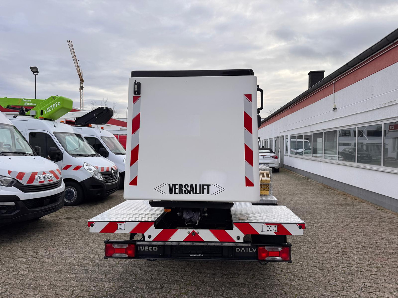 IVECO Daily 35S14 Arbeitsbühne Time France LT 36-130-TB EURO 6D - Работна площадка: снимка 5 IVECO Daily 35S14 Arbeitsbühne Time France LT 36-130-TB EURO 6D - Работна площадка: снимка 5