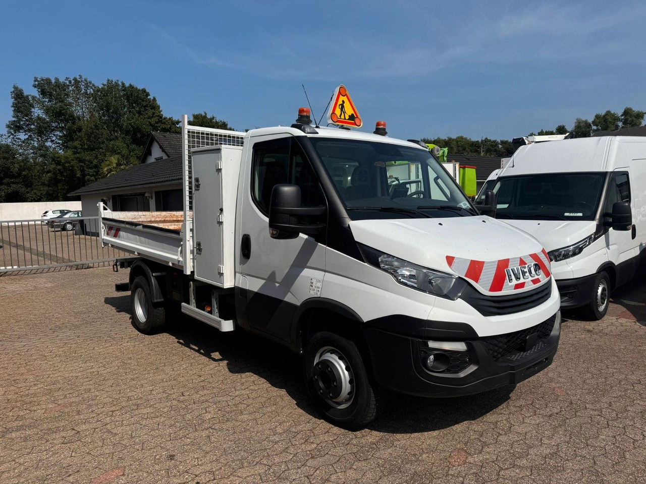 Iveco 70C18 Kipper 3625 kg Nutzlast! Klima EURO 6C - Бус самосвал: снимка 3 Iveco 70C18 Kipper 3625 kg Nutzlast! Klima EURO 6C - Бус самосвал: снимка 3