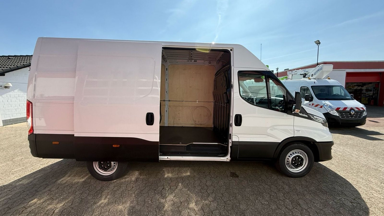 Iveco Daily 35S14 Transporter Kastenwagen L3H2 - Товарен бус: снимка 4 Iveco Daily 35S14 Transporter Kastenwagen L3H2 - Товарен бус: снимка 4