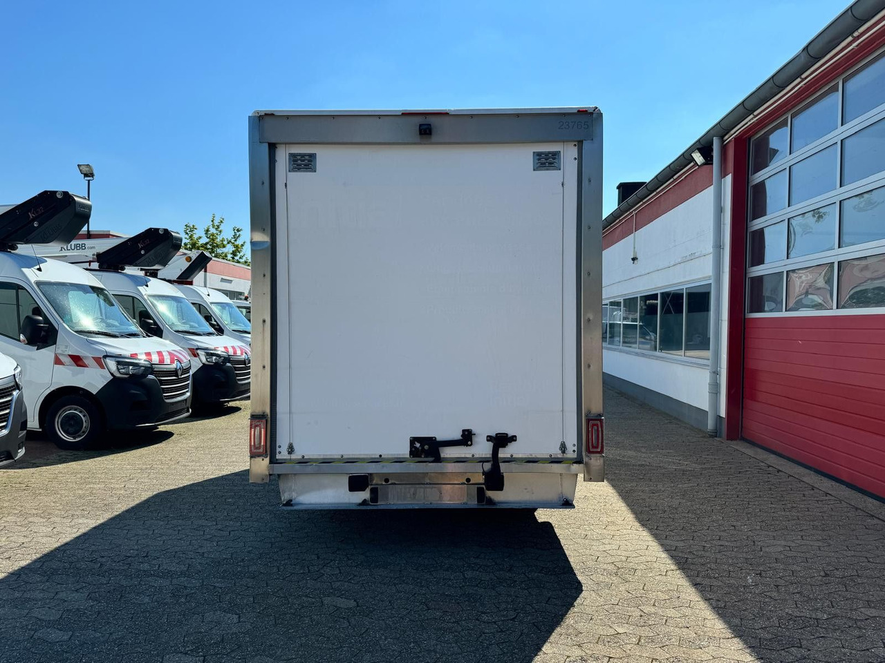 Renault Master Koffer mit Auffahrrampe 1200kg Nutzlast - Лекотоварен автомобил фургон: снимка 5 Renault Master Koffer mit Auffahrrampe 1200kg Nutzlast - Лекотоварен автомобил фургон: снимка 5