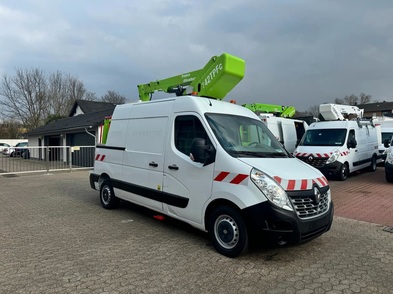 Renault Master Steiger France Elévateur 142 TPFc - Автовишка: снимка 3 Renault Master Steiger France Elévateur 142 TPFc - Автовишка: снимка 3