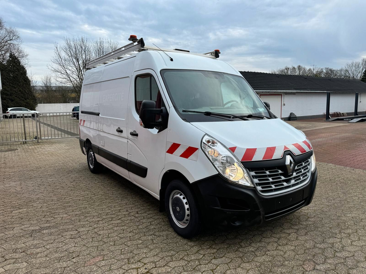 Renault Master Werkstattwagen Kastenwagen EURO 6 - Товарен бус: снимка 3 Renault Master Werkstattwagen Kastenwagen EURO 6 - Товарен бус: снимка 3
